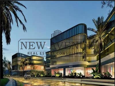 مكتب بمساحة ٤٠٠ متر مربع في التجمع متشطب بالتكيفات Maliv New Cairo