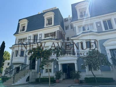 Ground I villa for sale at Mountain View Executive Prime location Direct pool Ready To Move