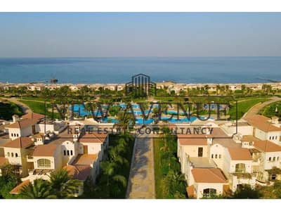 شاليه دورارضي للبيع فى لافيستا ٣ السخنة La vista 3 Sokhna فى موقع متميز فيو على ححمام السباحة  و فيو على بحر تشطيب كامل  بالمطبخ والتكييفات