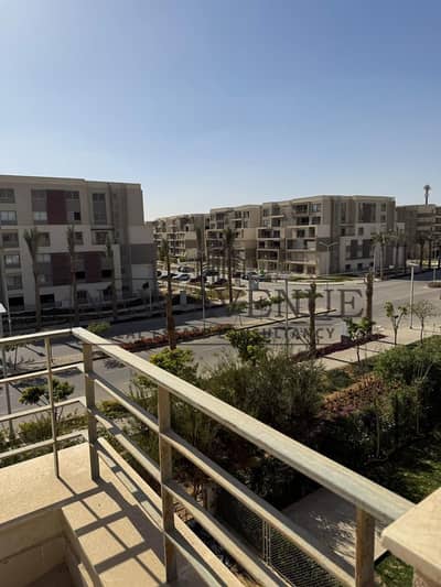 شقة بنتهاوس جاهزة للسكن في موقع متميز في بالم هيلز، القاهرة الجديدة Palm hills new Cairo