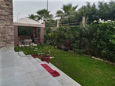 شقة ارضي بحديقة موقع مميز جدا تشطيب كامل جاهزة للسكن في كمبوند ميدتاون القاهرة الجديدة