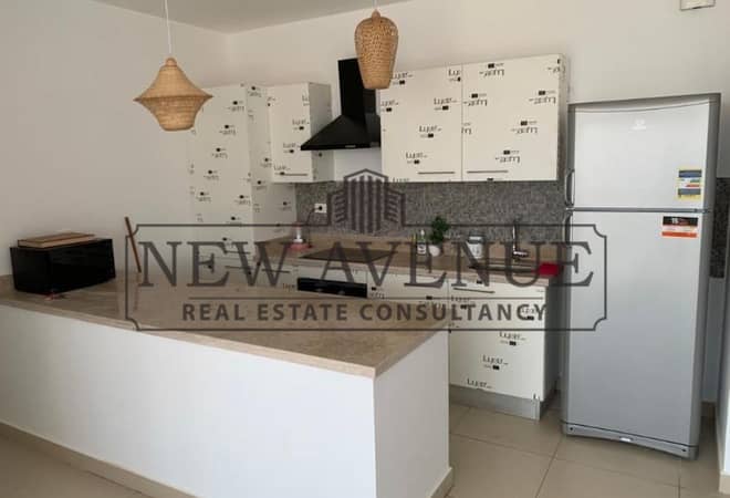 جينيورشاليه 96 مترللبيع في ألماظة باي بيتش تاون الساحل الشمالي - تشطيب كامل - استلام فورى  Almaza Bay Beach Town