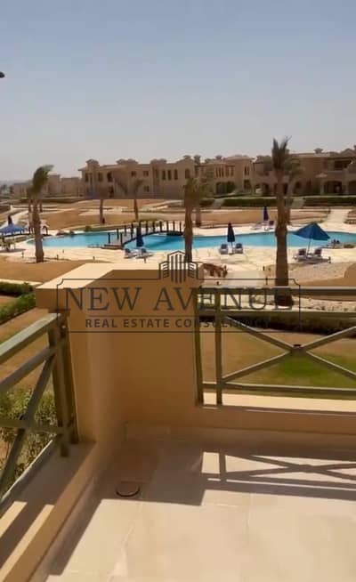 توين هاوس للبيع  بموقع مميزتاني صف من البحرفى لافيستا جاردنز - متشطبة بالكامل -Lavista Gardens