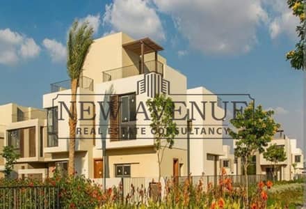 فاميلي هاوس بروف واسع للبيع في سوديك إيست هليوبوليس الجديدة  استلام ٢٠٢٨ Sodic East New Heliopolis