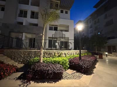 Duplex for sale  Ready to move Very Prime location On Green spine  and Water features Bahary Hyde park new cairo