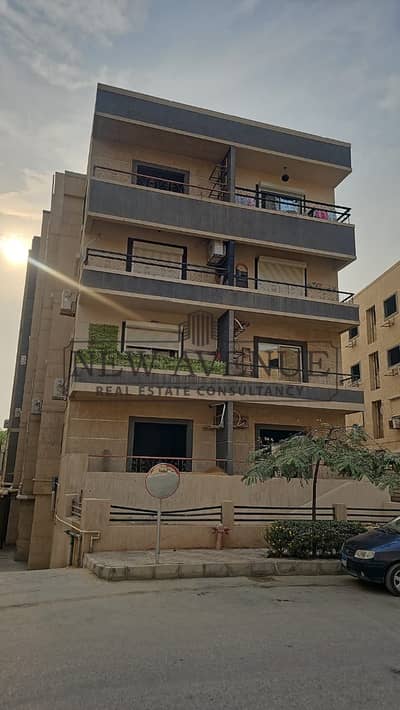 شقه  بأقساط  للبيع استلام فوري بالقرب من الجامعة الأمريكية في سيفورا هايتس التجمع الخامس  near to AUC Sephora heights