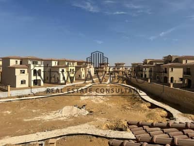 توين هاوسTwinhouse جاهز للاستلام  للبيع داخل أوبال بحري تطل علي مساحات خضراء – سيتي جيت City Gate من تطوير Qatari Diar