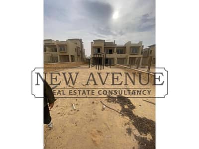Ready to move - prime location - including Nanny's room with bathroom - Twin house for sale palm hills katameya 1