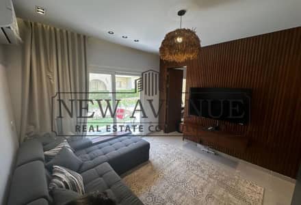 شاليه ارضي بحديقة  للبيع في لا هاسينداLa hacienda  متشطب بالكامل بالتكيفات  غرفتين