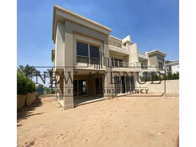 Under market price Twin house for sale in Cairo Festival City Simi finished  3 BR and Living Room in a prime Secure Location