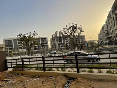 فرصة مميزة شقة أرضي للبيع في كابيتال جاردنز بالم هيلز  Capital Gardens مع حديقة خاصة اطلالة جاردن موقع مميز واستلام فوري مثالية للعائلات أو الاستثمار