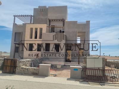 Fully Finished Twinhouse Ultra Super Lux with Kitchen & AC'S, Prime Location, 3 bedrooms & Nanny's, Delivered in Cyan  Gouna