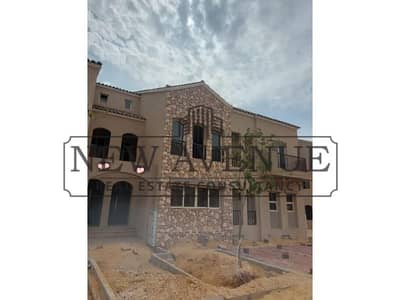 تاون هاوس بإطلالة على المناظر الطبيعية مع حديقة خاصة في جرين سكوير، 4 غرف نوم، 4 حمامات، غرفة مربية