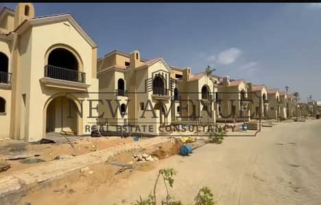 ڤيلا تطل على حدائق و ڤيو مميز بموقع متميز ڤيلا تطل على حدائق و ڤيو مميز بموقع متميز