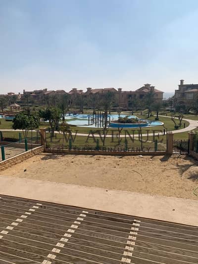 Standalone Villa 700m for sale in a Prime Location overlooking lake and landscape at Le Reve