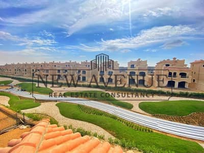 تاون هاوس للبيع في لافيستا سيتي La Vista City – العاصمة الإدارية موقع مميز نموذج كلاسيك | 230 م مباني | 240 م أرض | حديقة خاصة أقل من سعر السوق