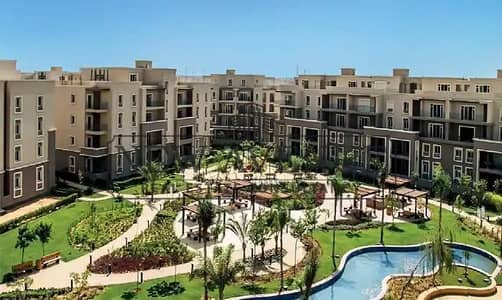 شقة للبيع في ذا سكوير The Square – 3 القاهرة الجديدة ٣غرف نوم ٣ حمامات  بحري موقع مميز تشطيب كامل بمساحة 178 م، جاهزة للاستلام