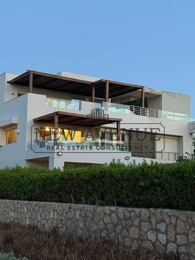 Senior chalet for sale in Hacienda bay prime location Golf view Fully furnished super Lux
