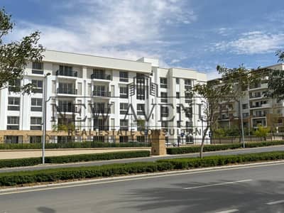 Twin house for sale in uptown Cairo Fully finished kitchen and ac’s Very prime location