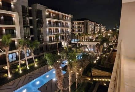 Resale Apartment Corner Three Bedrooms with double View on Landscape at EL Pario Oro