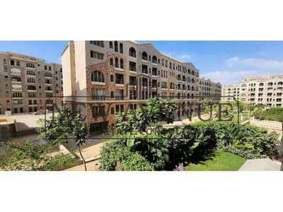 شقة تشطيب كامل للبيع و موقع مميز في جرين سكوير