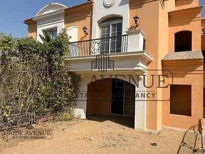 تاون هاوس ميدل للبيع بارخص سعر في كمبوند ليان Layan Compound Sabbour New Cairo  جاهز للاستلام