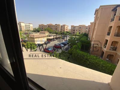شقة للبيع أقل من سعر السوق في ميفيدا بارسل 23 القاهرة الجديدة مساحة 200 متر تشطيب كامل 3 غرف نوم مباشرة علي مساحات خضراء
