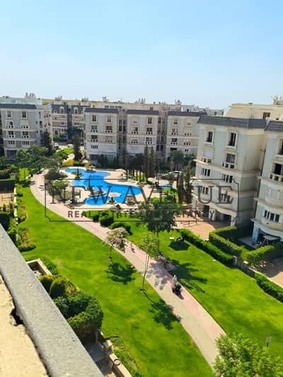 Fully finished Penthouse for sale in Mountain View Hyde Park prime location Pool view landscape