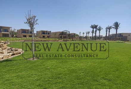 شقه متشطبة بالكامل للبيع فى سوان ليك ريزيدنس مرحلة فينيكسSwan Lake Residence phase Phoenix على فيو مفتوح علي لاند سكيب جاهزة على الاستلام الفورى