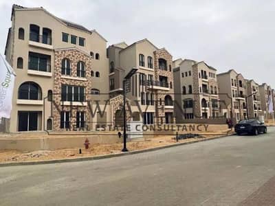 شقة ارضي بحديقه للبيع بحري في كمبوند جرين سكويرGreen Square compound  فى موقع متميز بحرى وجاهزة على الاستلام الفوري نصف تشطيب