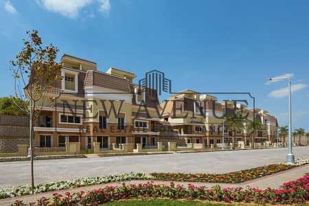 تاون هاوس ميديل بمقدم للبيع فى سراي مرحلة كافانا Sarai Phase cavana MNHD فى موقع متميز جدا و فيو لى بحيرة وجاهزة على الاستلام الفورى