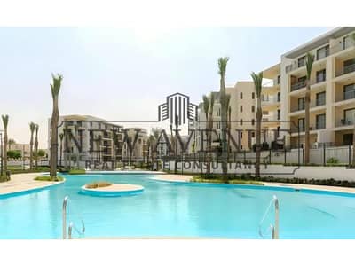 Prime location direct on pool view North oriented