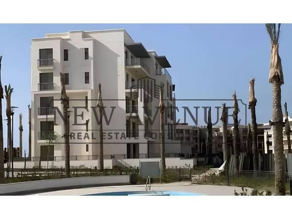 شاليه بجنينة للبيع فى مراسي مرحلة فايا الساحل الشمالى Marassi Phase Faya North Coast فى موقع متميز فيو علي حمام السباحه بحري جاهزة على الاستلام الفورى