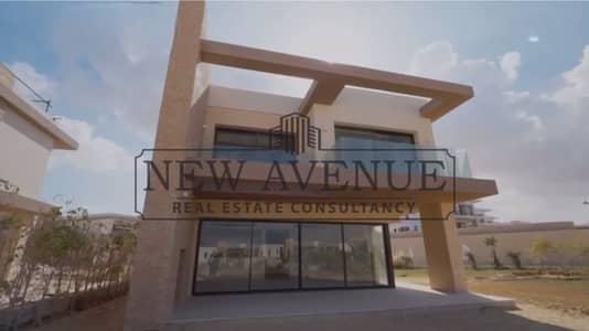 سيلفر ساندس – المرحلة الأولى – الصف الثالث | فيلا مستقلة كبيرة | 350م² مباني | 600م² أرض | تشطيب كامل + تكييفات | 5 غرف نوم | بحري | إطلالة بحر ولاندس