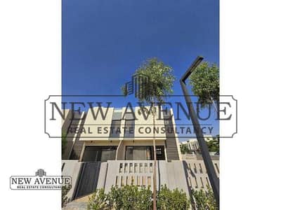 Townhouse fully finished with ACS ready to move with direct open view and landscape in Al burouj compound