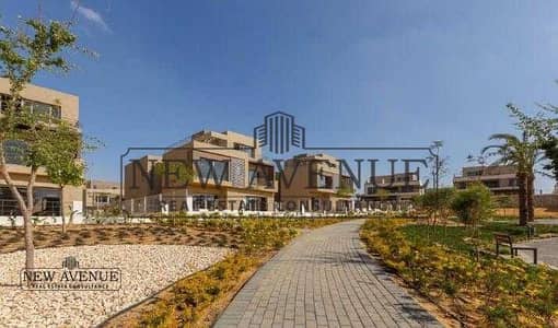 تاون هاوس كورنر للبيع فى بالم هيلز القاهرة الجديدة Palm Hills New Cairo موقع متميز و استلام خلال سنة