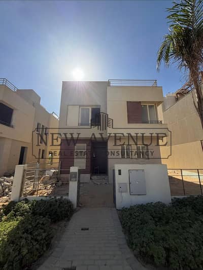 Standalone Villa For Sale in   palm hills New Cairo With   prime location  with Down Payment and  installment in