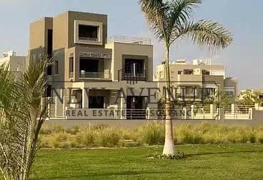 فيلا ستاندلون للبيع في بالم هيلز - القاهرة الجديدة