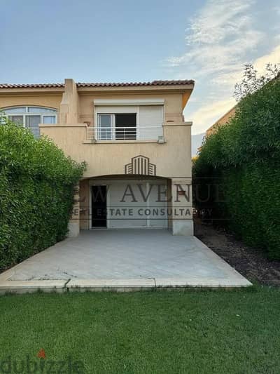 Twin house third row in Telal El Sokhna finished with ACs and kitchen private garden sea view ready to move very prime location luxury opportunity