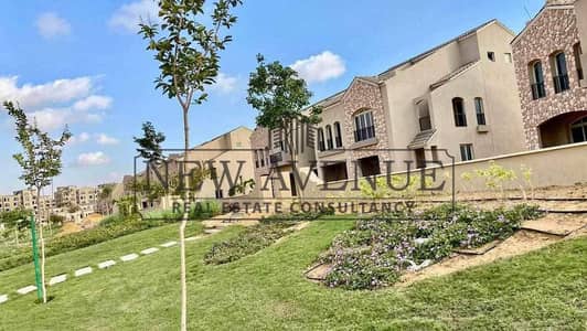 دوبلكس علوي للبيع في جرين سكويراستلام فوري الاهلى صبور المستقبل سيتى at green square افضل مرحله الاولى ساكنه بالفعل نصف تشطيب 4 غرف نوم