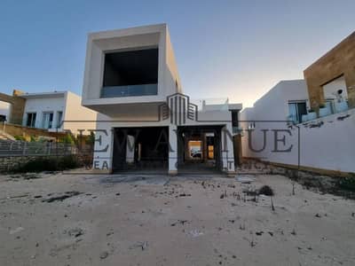 Standalone Villa 4th row sea for sale in Seashell, bua 450m, 5 bedrooms, 4 bathrooms, 2nd Row Lagoon