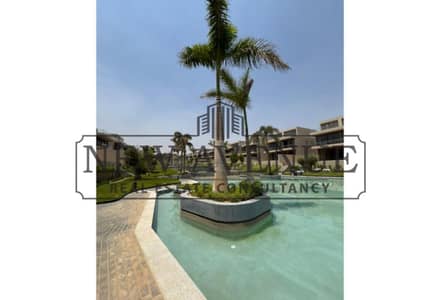 فيلا أرضي نصف تشطيب مع حديقة و مسبح موقع مميز للبيع في ليك فيو بوتيك Lake view boutique التسليم في أبريل 2025  تطوير شركة الحازق للتطوير العقاري