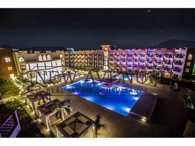 فندق مشطب و مفروش بالكامل للبيع في العين السخنه Ain El Sokhna