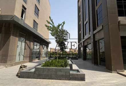 2 مكتب إداري للبيع في جازي القاهره الجديده  jazzi new Cairo