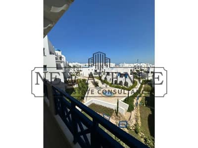 شاليه مفروش بالكامل للبيع في مراسي جريك الساحل الشمالي - marassi Greek North Coast - Emmar