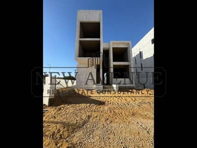 Ready to move villa type c in Water way villas Bua 596 5 master bedrooms Ready to move Core&shell