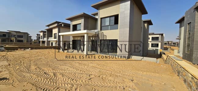 فيلا مستقلة (نموذج D) مع (Basement) بموقع متميز بإطلالة رئيسية للبيع في سكارليت سوان ليك ريزيدنس من تطوير حسن علام Scarlet Swan Lake Residence
