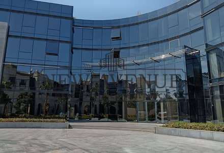 مكتب مشطب بالكامل للبيع في كايرو بيزنس بارك الفاهره الجديده Cairo business park  New Cairo
