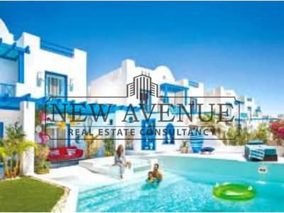 Standalone - ready to move - under market price - First row lagoon - in Mountain View Ras el hikma