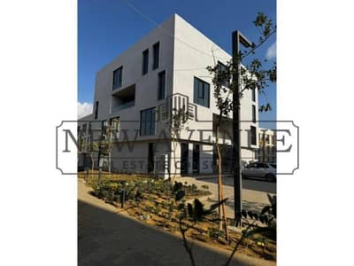 مبني ٧٤٢ متر2 للإيجار في أوه ويست بيزنس ديستريكت Owest  business district